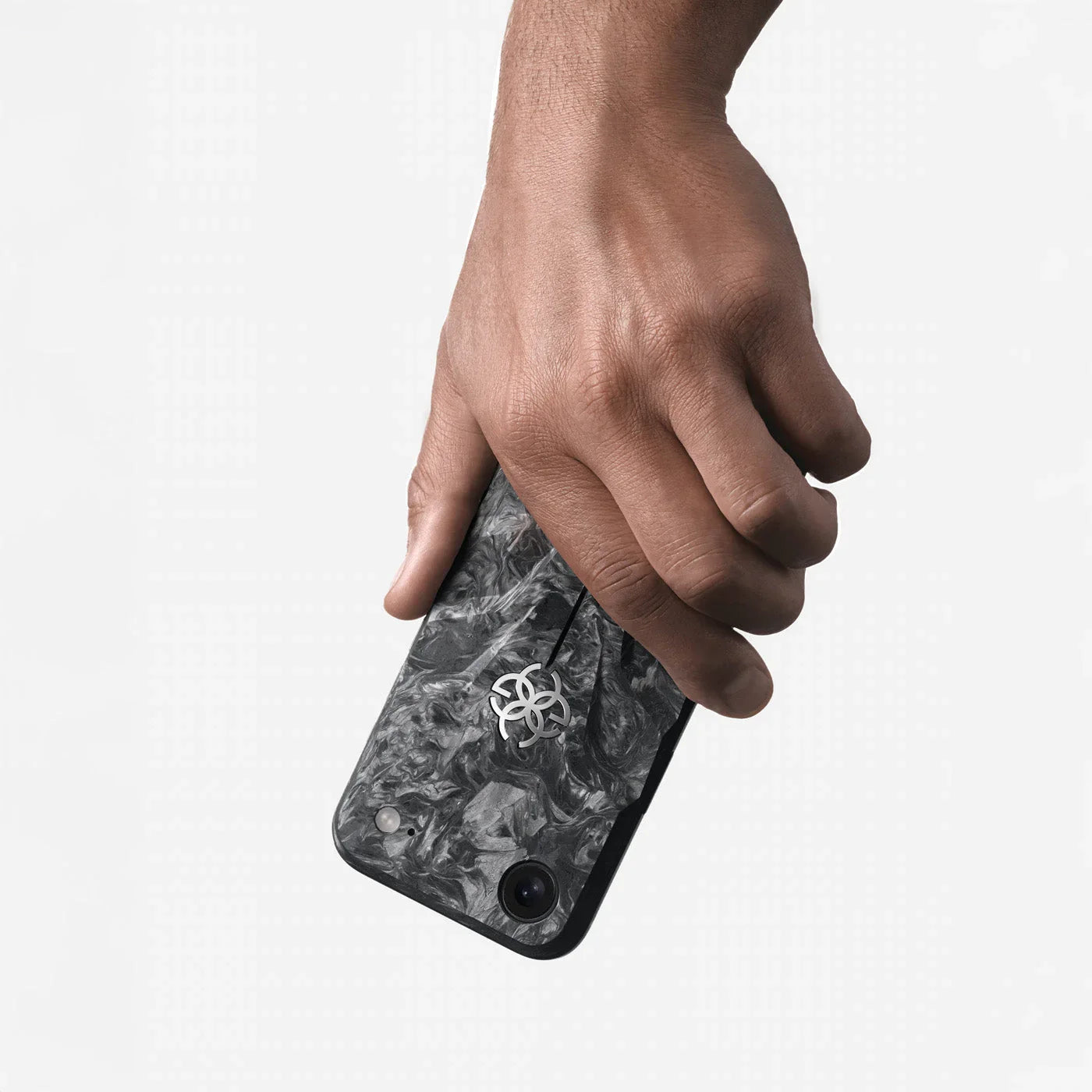 GOLDEN CONCEPT PRESENTS NEW COLLECTION FOR IPHONE 17 PRO, PRO MAX AND