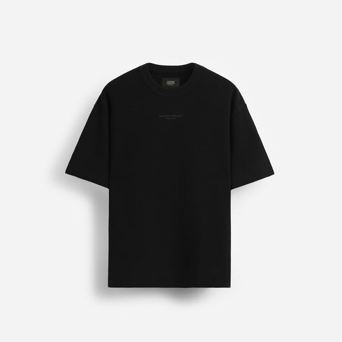 T-Shirt Oversize - Black Embroidery